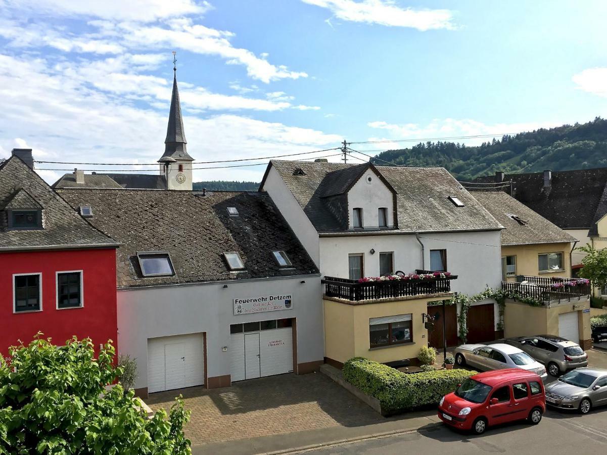 Bed and Breakfast Gastehaus Hoffmann Farschweiler Zewnętrze zdjęcie